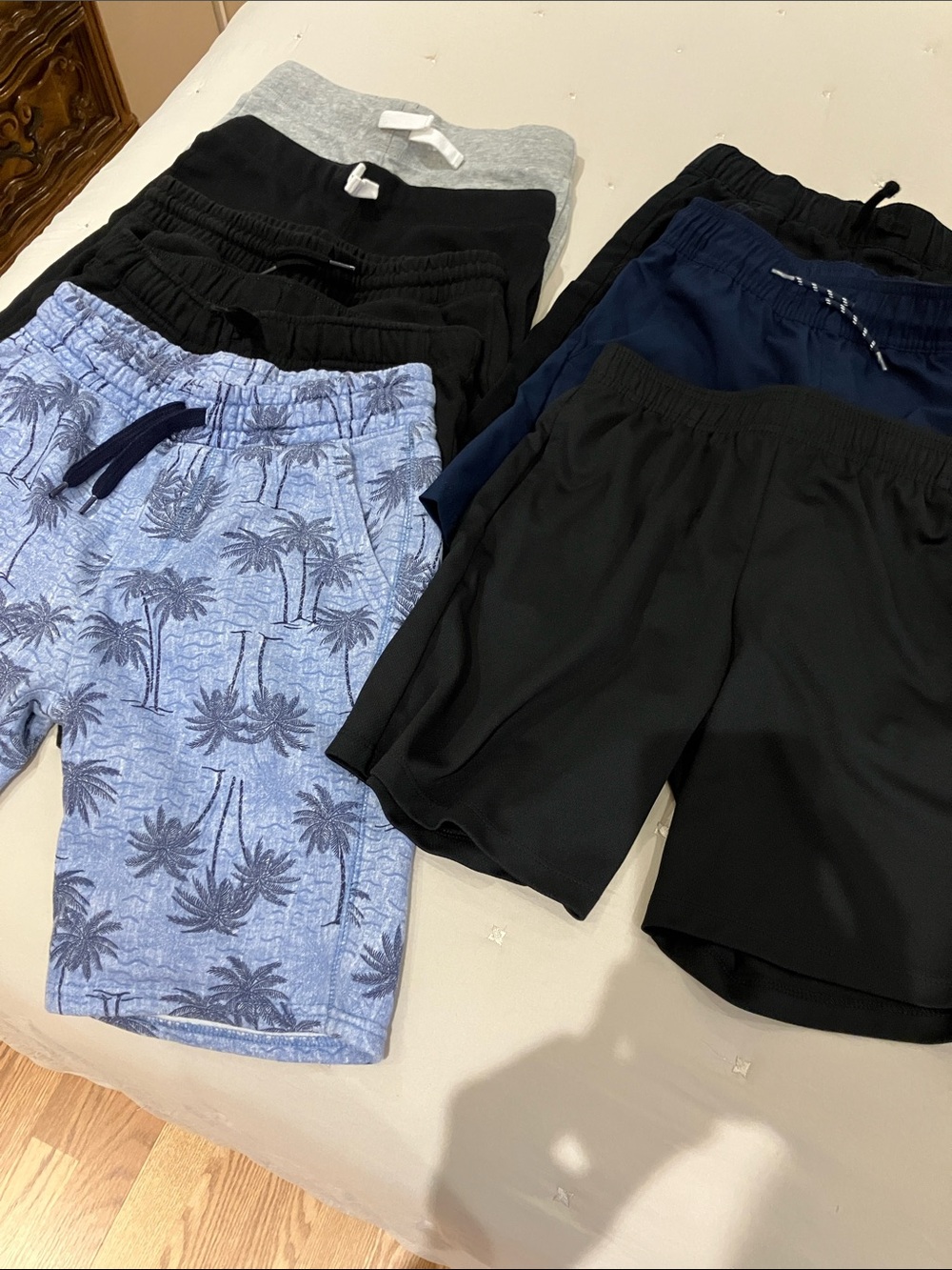 Black, Navy & Light Blue Palm-Print Pull-On Shorts Pack size 10/12